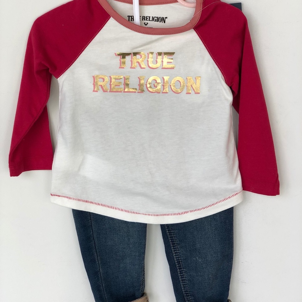 True Religion Raglan Set